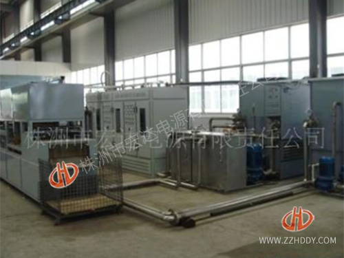 2018年為湖南某公司設(shè)計(jì)生產(chǎn)挖掘機(jī)履帶鏈軌節(jié)淬火、回火、退火成套設(shè)備